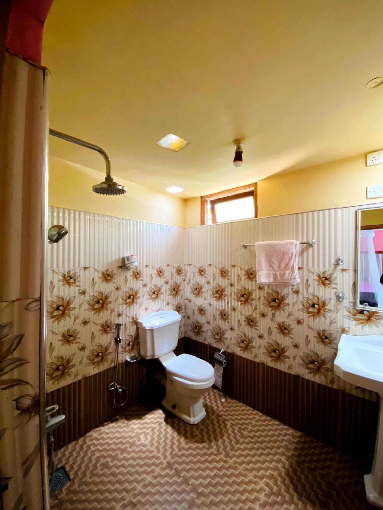 إيلا Omi Relax Inn المظهر الخارجي الصورة
